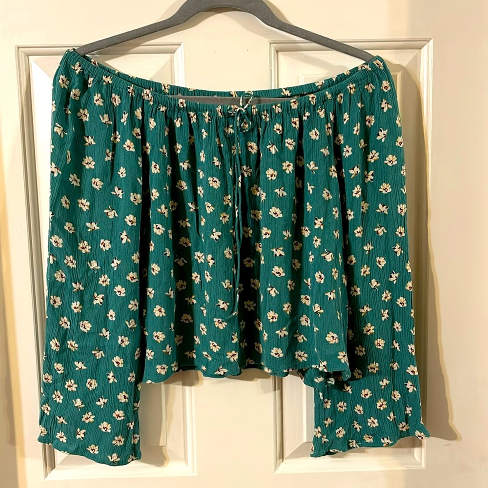 *SOLD* BILLABONG FLORAL CROP TOP